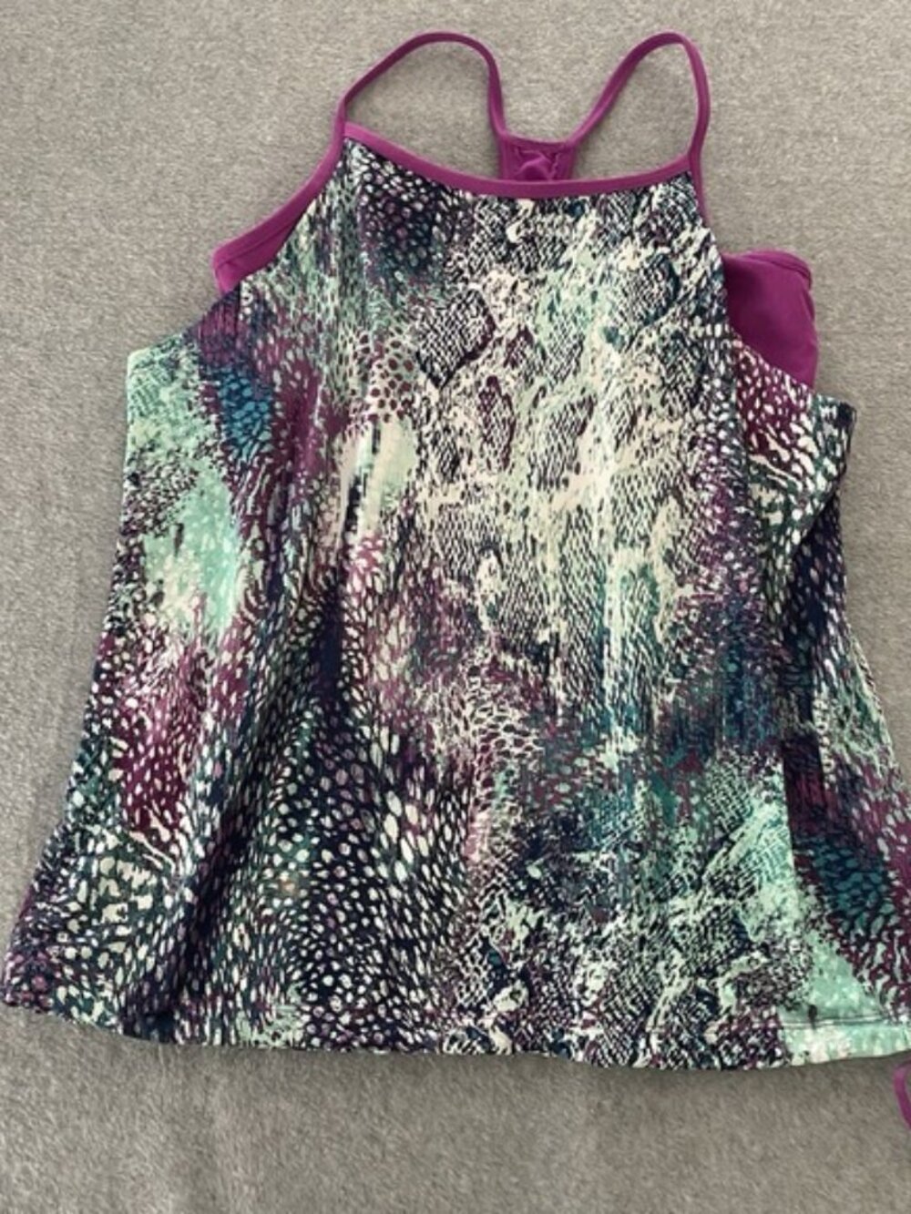 Fabletics Norwalk Active‎ Tank XS Small Purple Teal Animal Sports Top Sports Bra